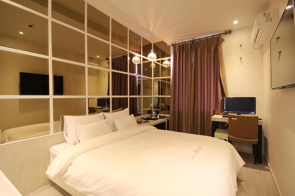 Hotel 38.5 Jinhae Changwon Eksteriør billede