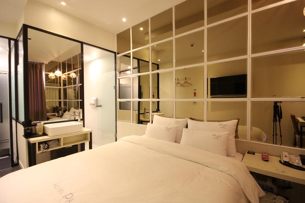 Hotel 38.5 Jinhae Changwon Eksteriør billede