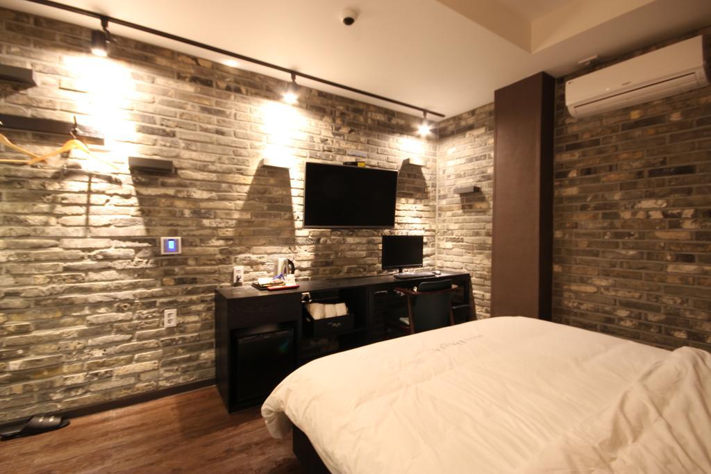 Hotel 38.5 Jinhae Changwon Eksteriør billede