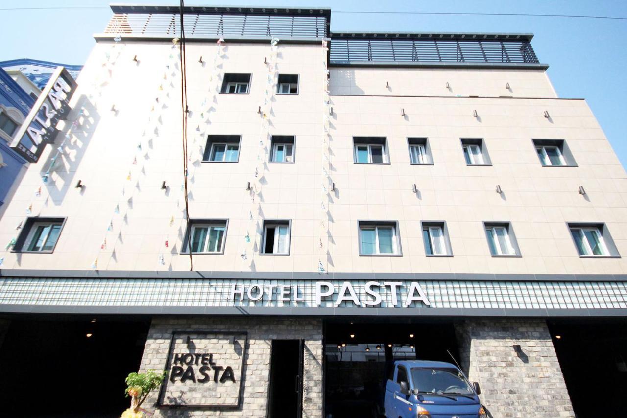 Hotel 38.5 Jinhae Changwon Eksteriør billede
