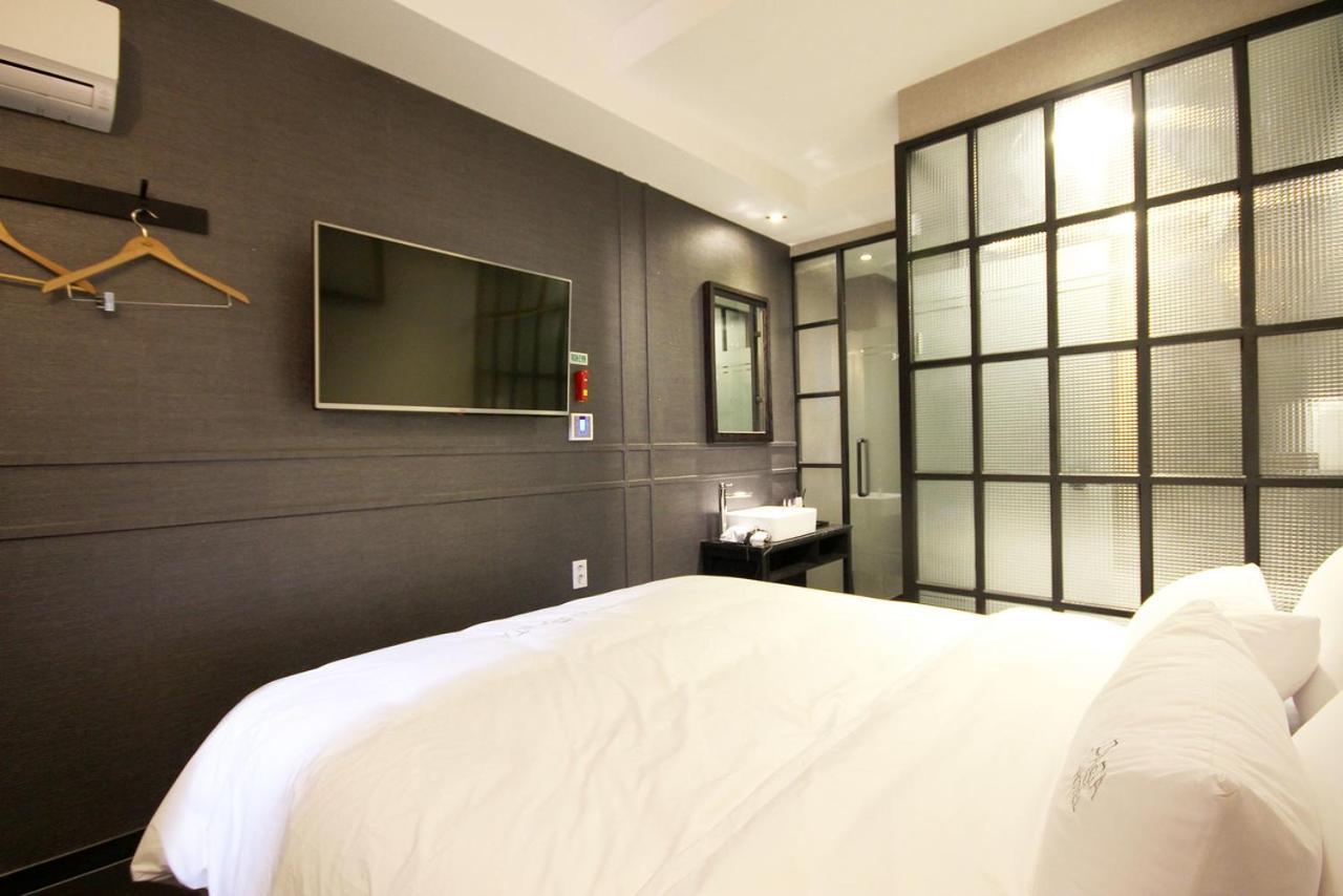Hotel 38.5 Jinhae Changwon Eksteriør billede